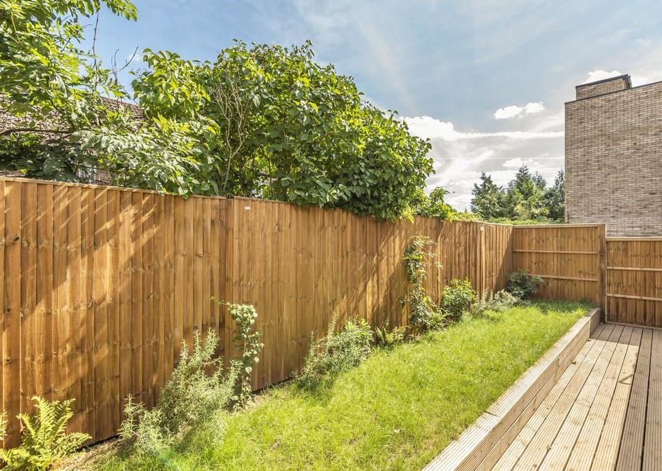 Beagle Close, Mill Hill